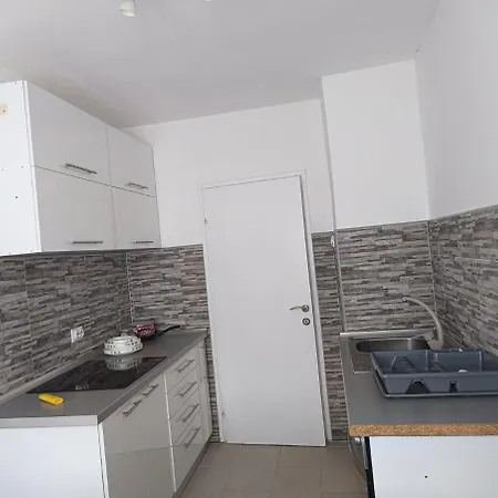 Doma Toma, Town Apartament