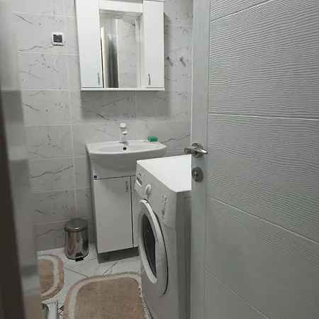 Doma Toma, Town Bela Palanka