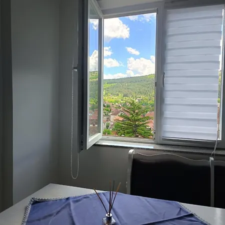 Apartament Doma Toma, Town